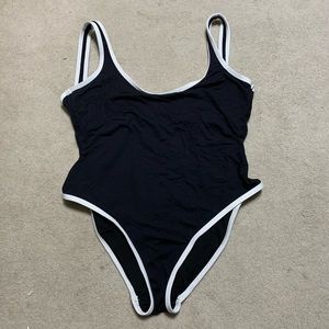 High cut One-piece Swimsuit
